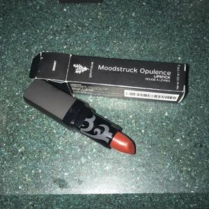 Moonstruck Opulence Swanky